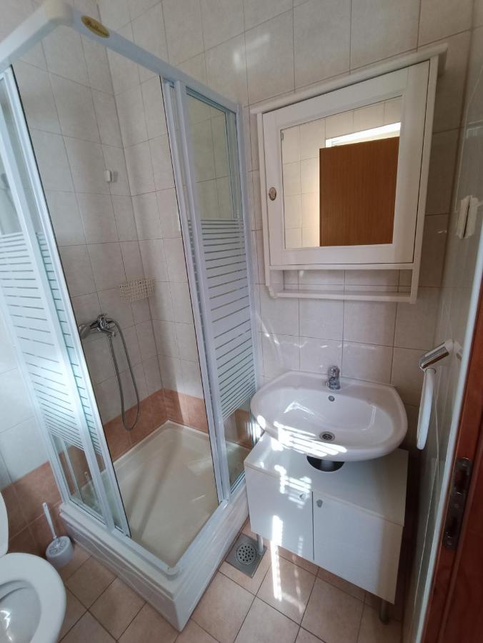 Studio Apartmani Zoric Šilo Exterior foto